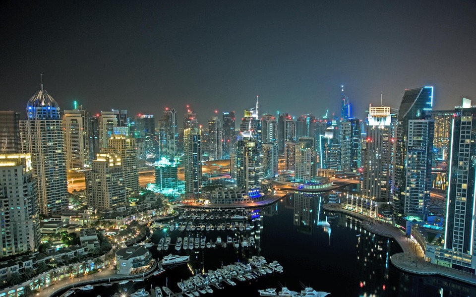 Dubai vs Canada: Where Should You Even Go?